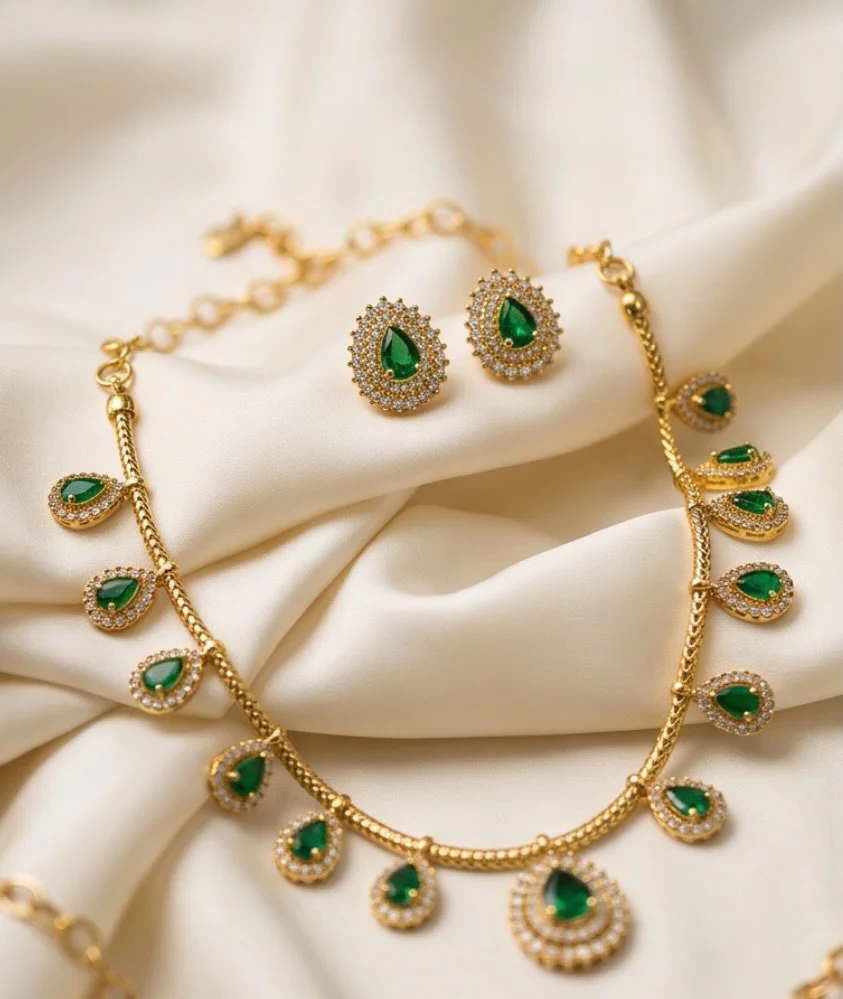 Gold Plated Semi Precious Ad Stone Necklace Set alternate view